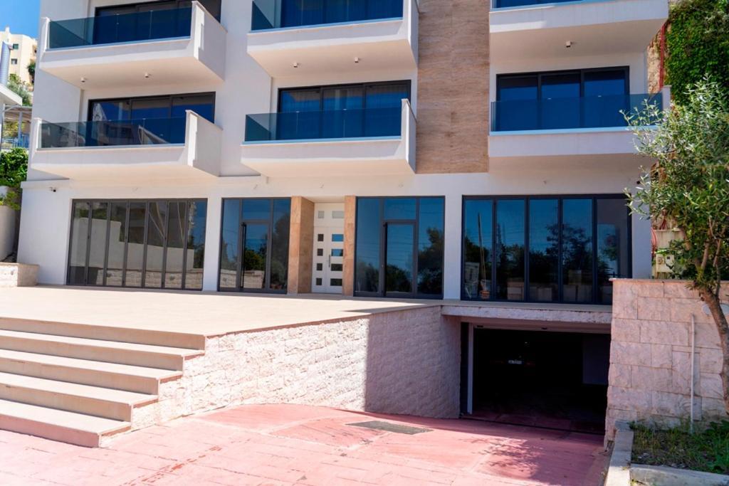 Elite - Seafront * Sarandë