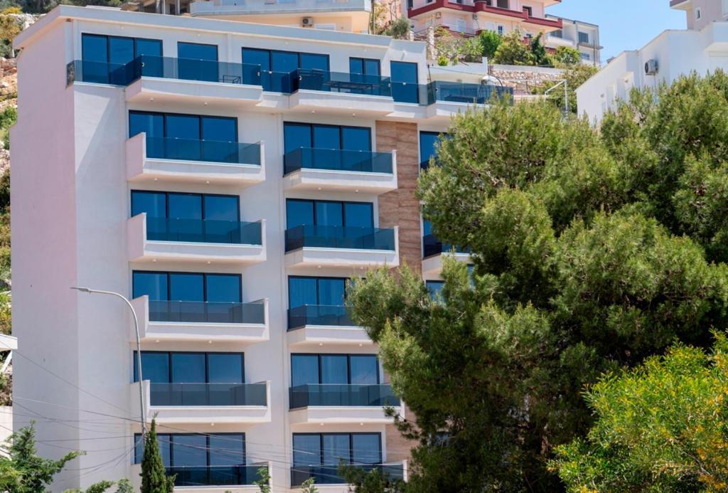 Elite - Seafront * Sarandë